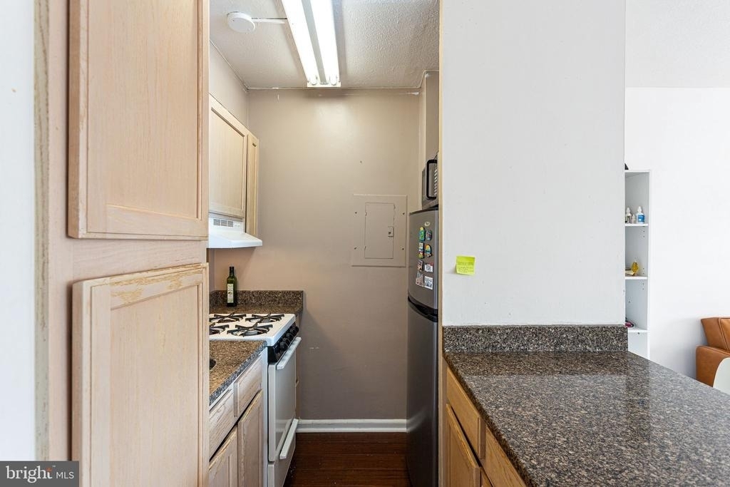 2101 Chestnut Street - Photo 5