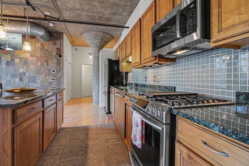315 2nd Street - Photo 6