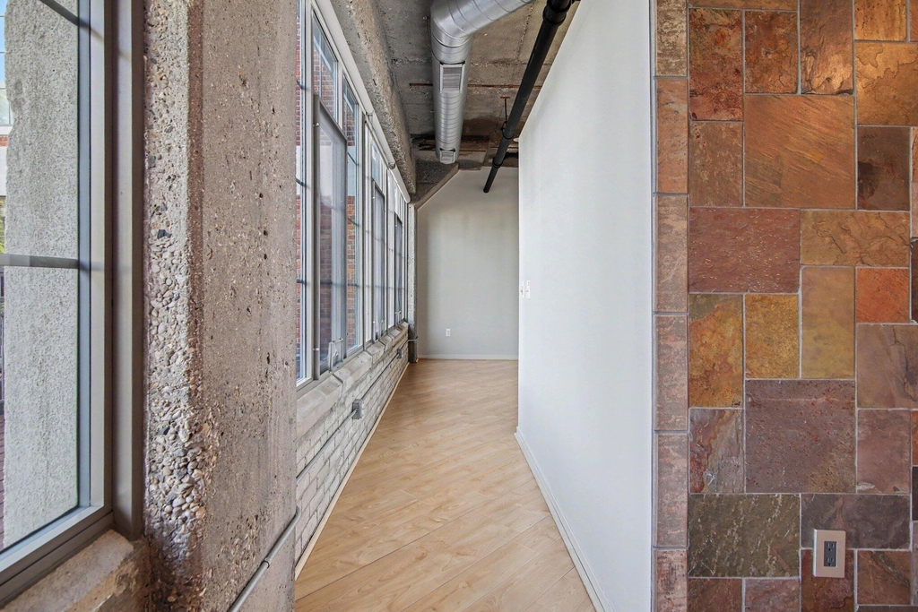 315 2nd Street - Photo 9