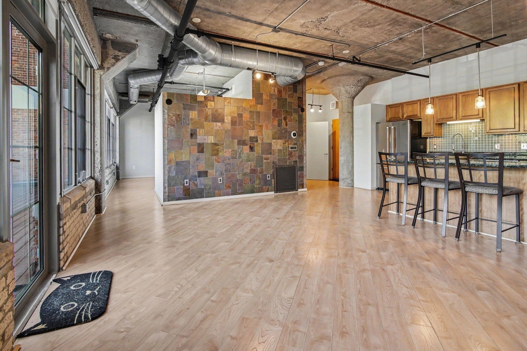 315 2nd Street - Photo 3