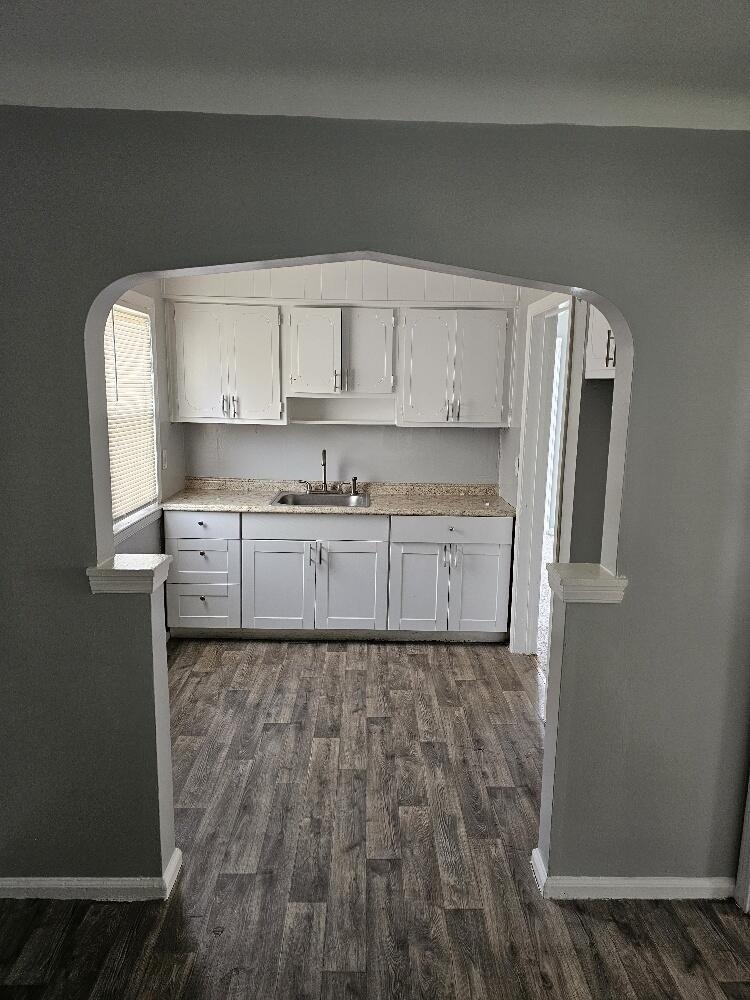 3337 S Bassett - Photo 4
