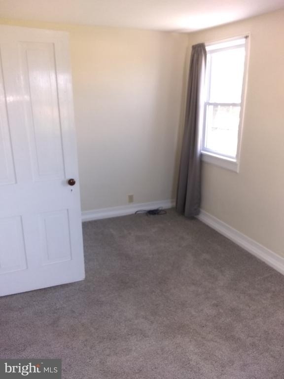 442 Green Lane - Photo 18