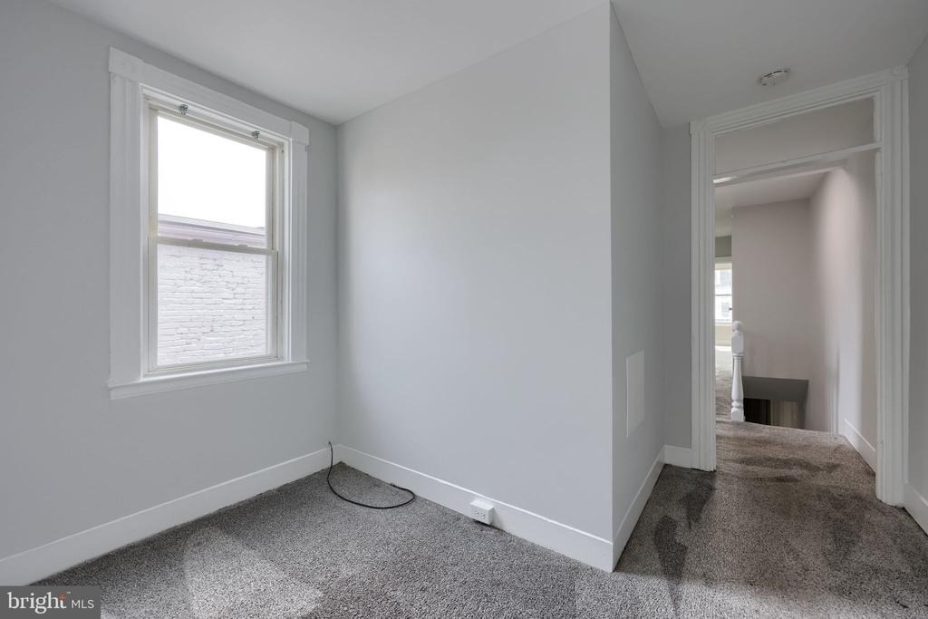 611 S Prince Street - Photo 32