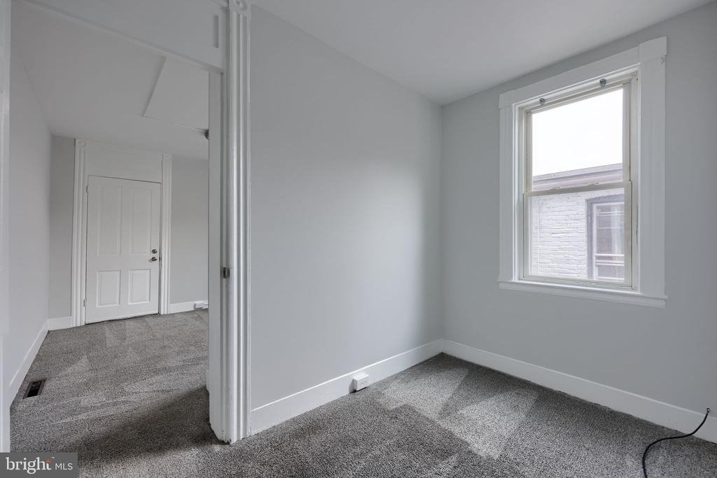 611 S Prince Street - Photo 31