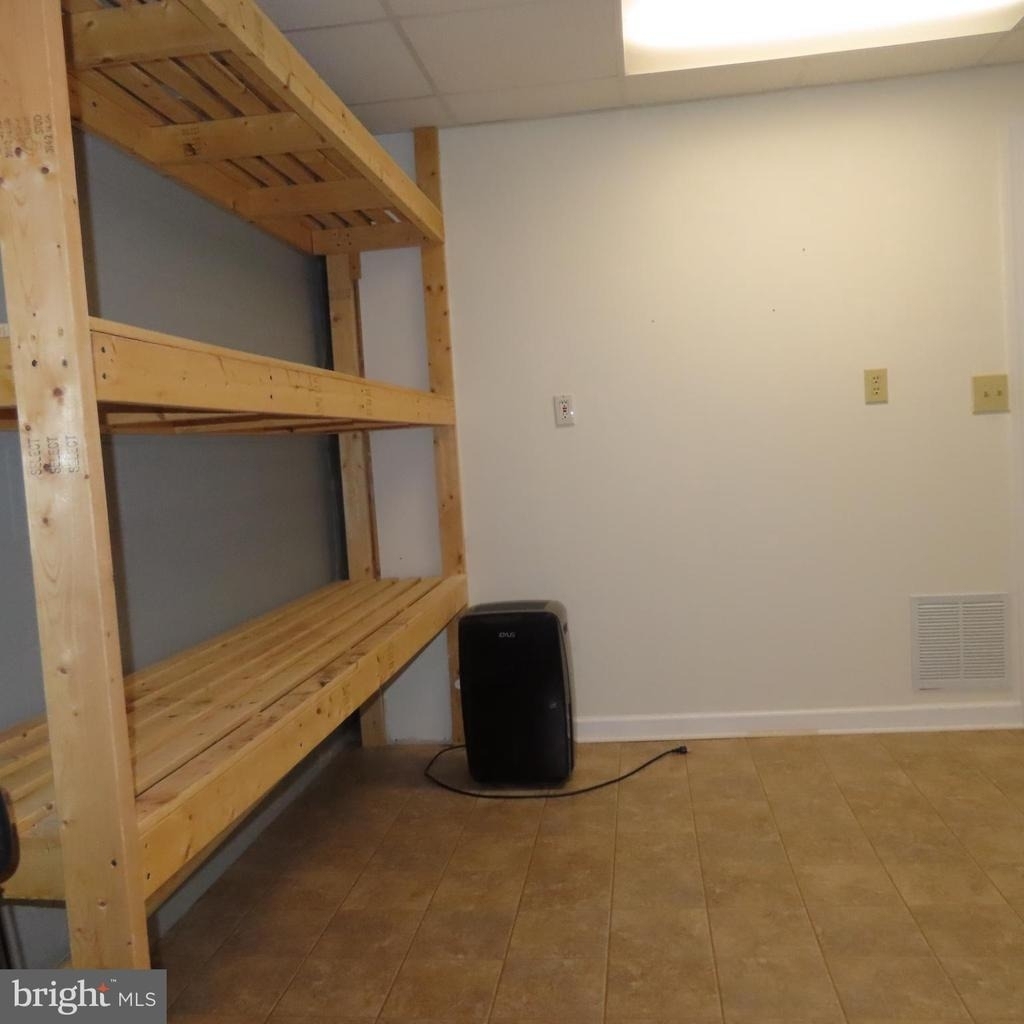 2325 Majestic Court - Photo 33