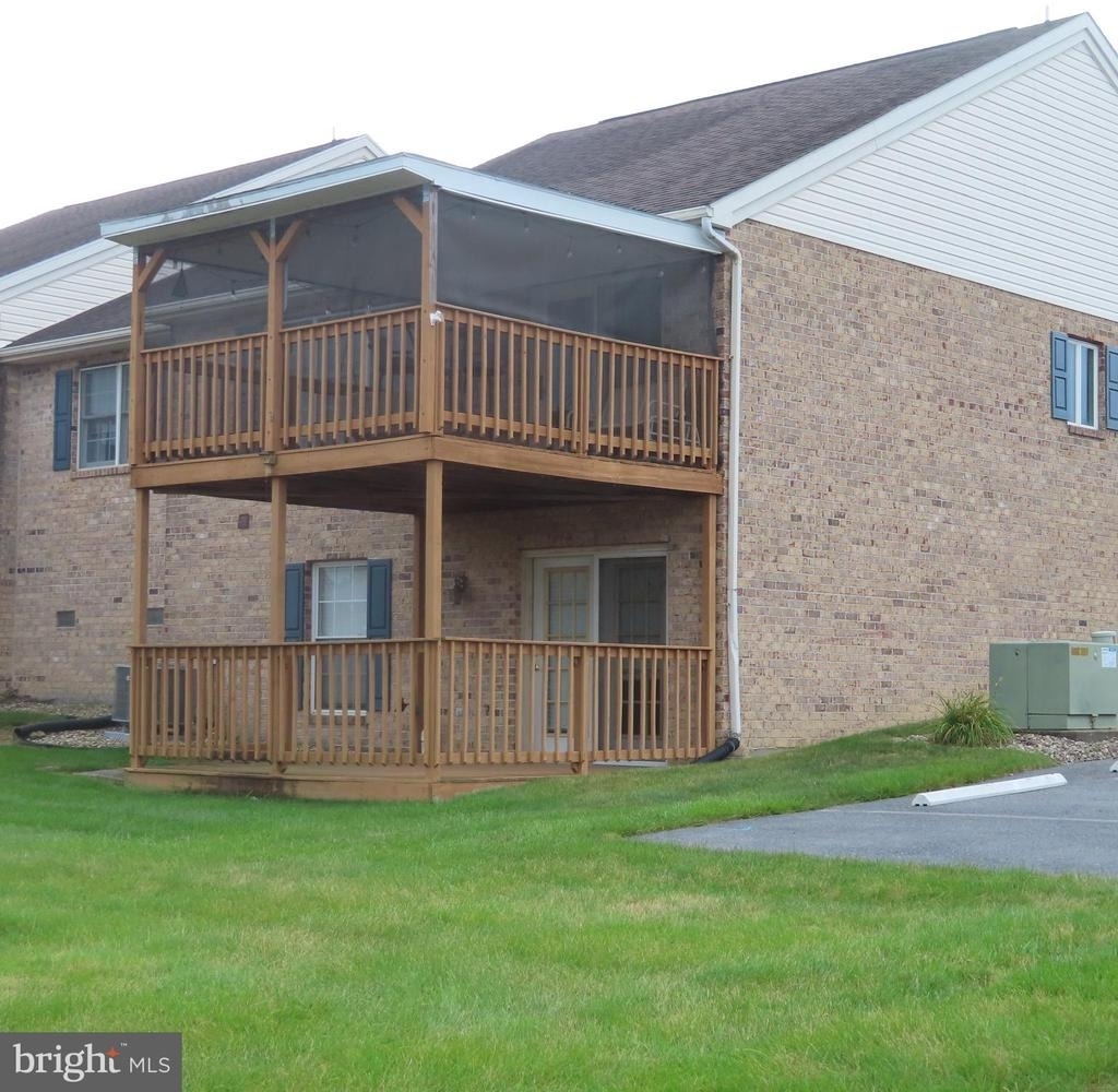 2325 Majestic Court - Photo 1