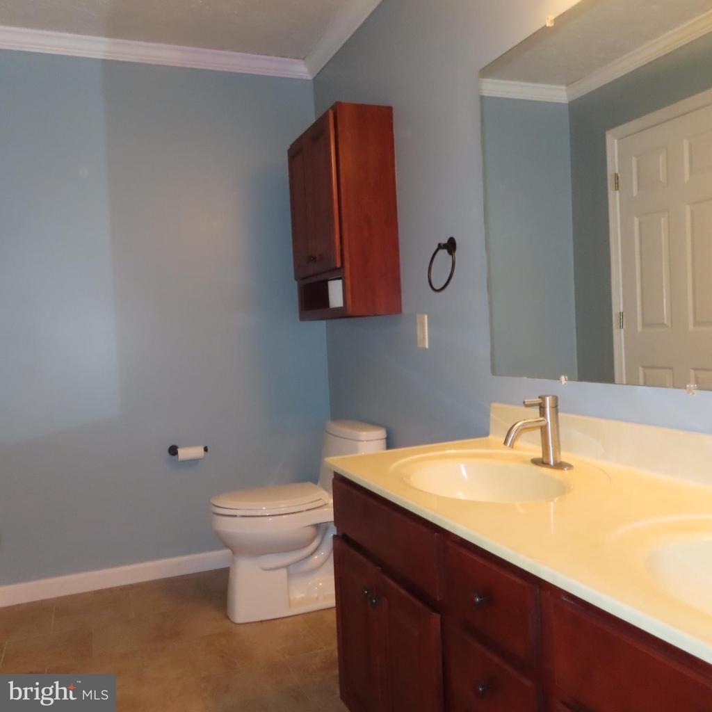2325 Majestic Court - Photo 19