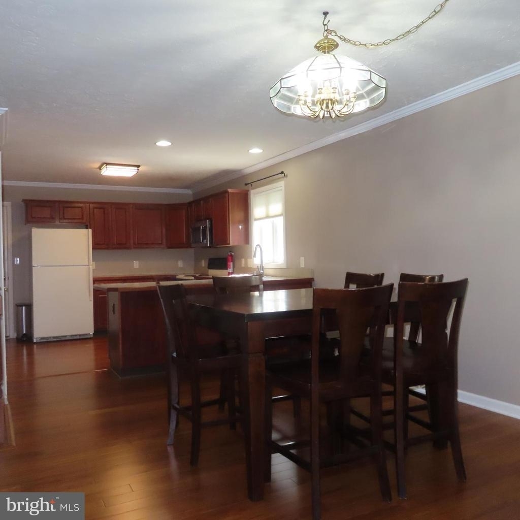 2325 Majestic Court - Photo 8