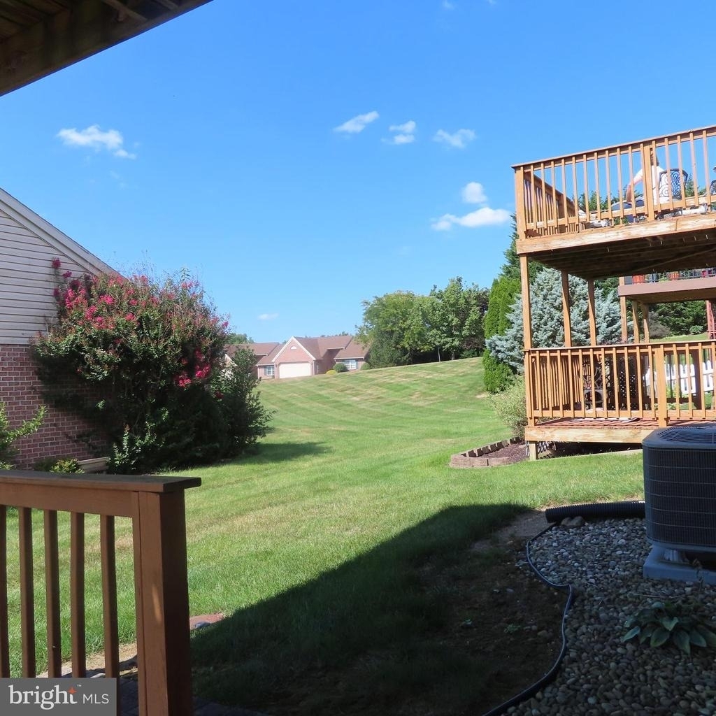 2325 Majestic Court - Photo 35
