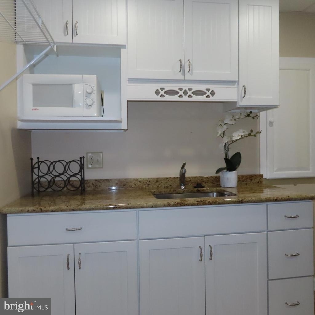 2325 Majestic Court - Photo 30