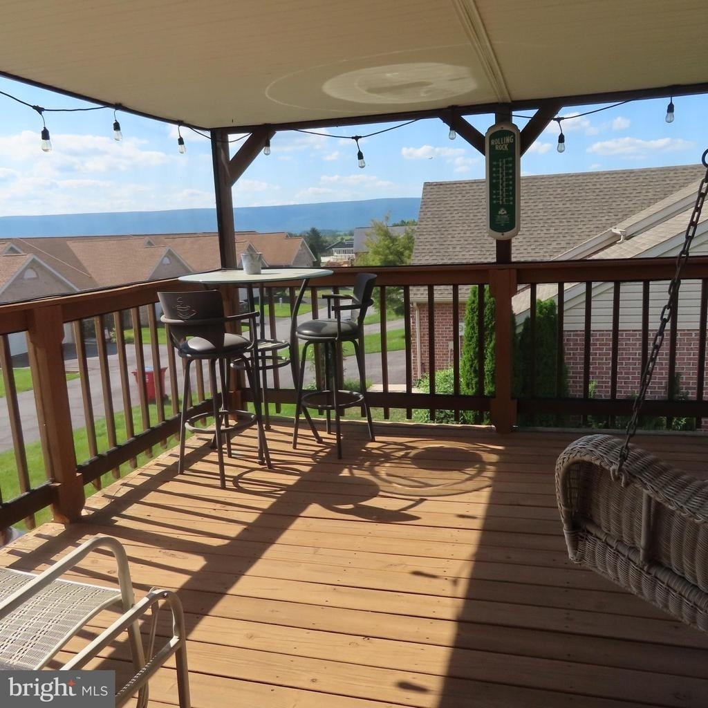 2325 Majestic Court - Photo 36