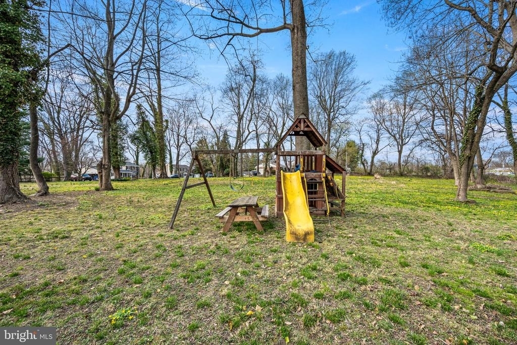 1018 Beech Rd - Photo 52