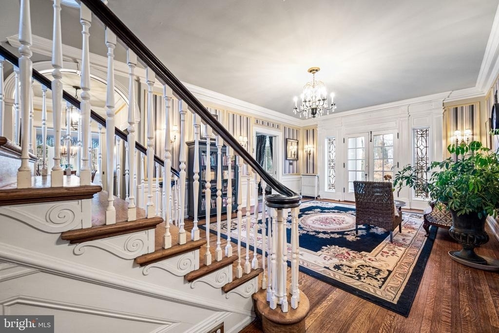 1018 Beech Rd - Photo 3