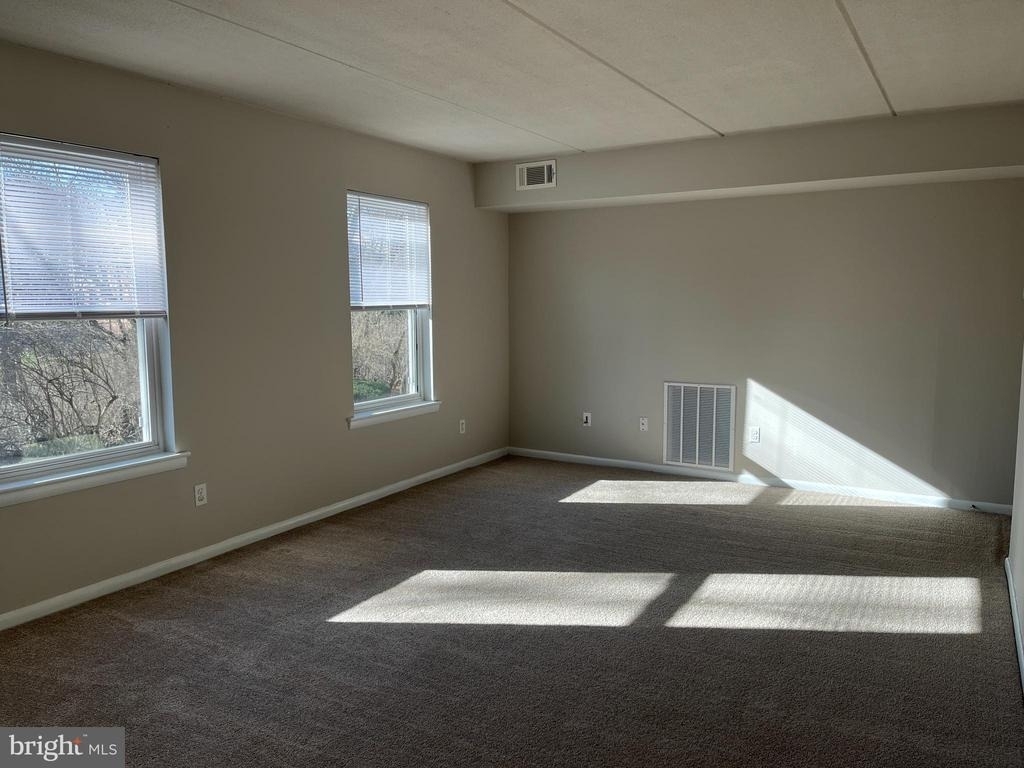1316 West Chester Pike - Photo 9