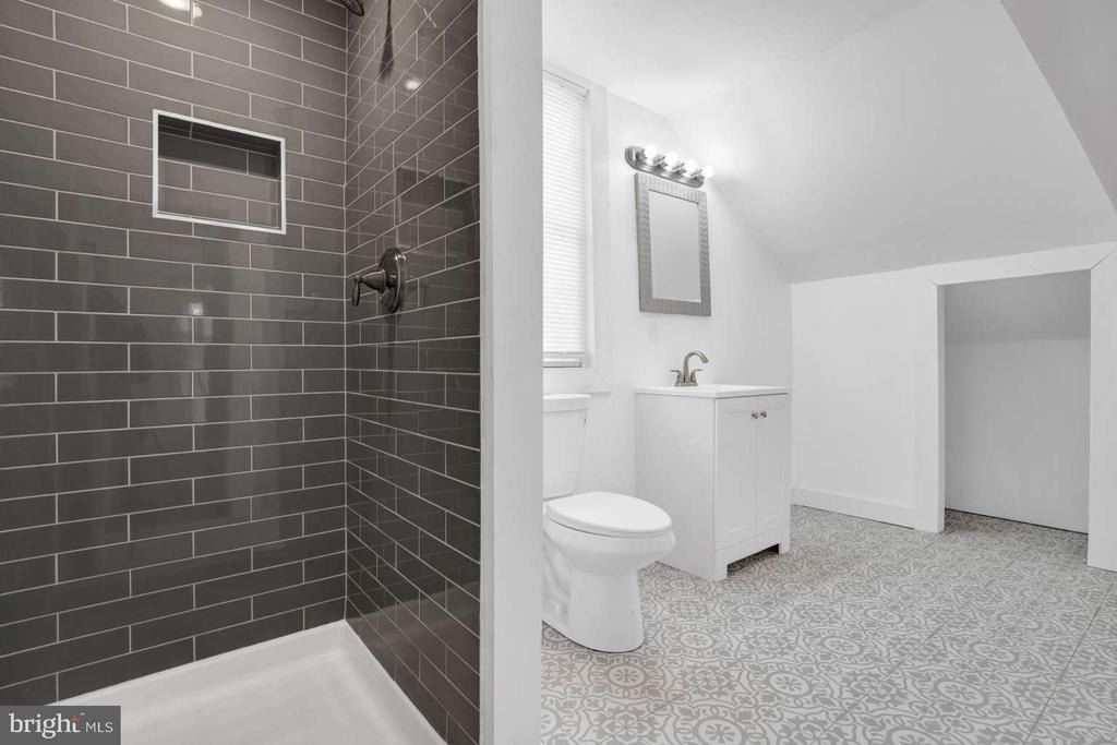 38 Brenwal Avenue - Photo 1