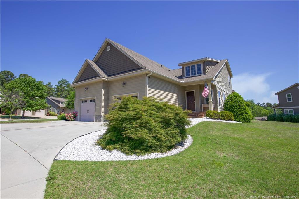 133 Cypress Circle - Photo 1