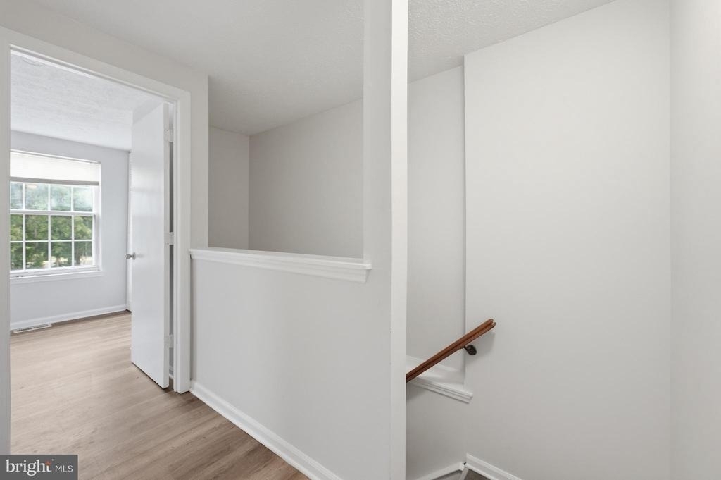 217 Vista Court - Photo 11