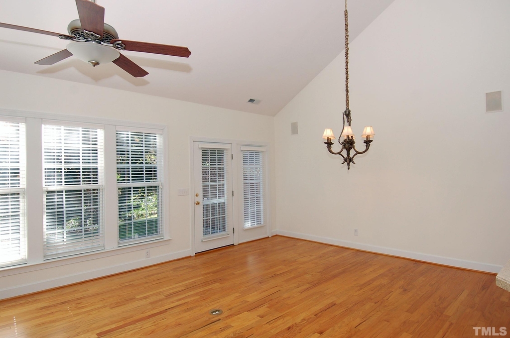 3611 Lion Ridge Court - Photo 3