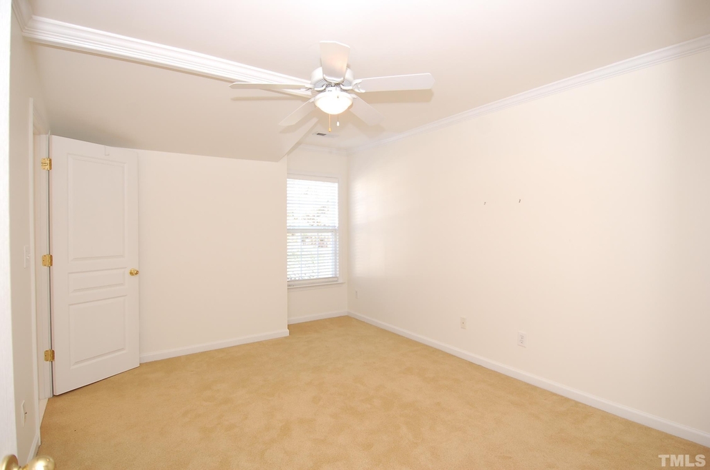 3611 Lion Ridge Court - Photo 14