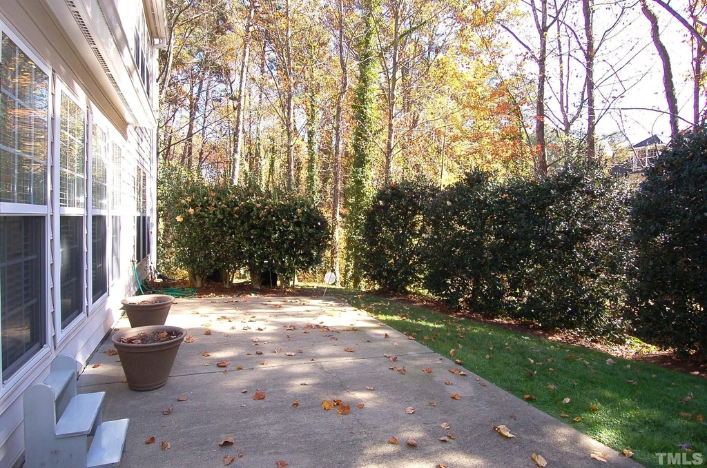 3611 Lion Ridge Court - Photo 19