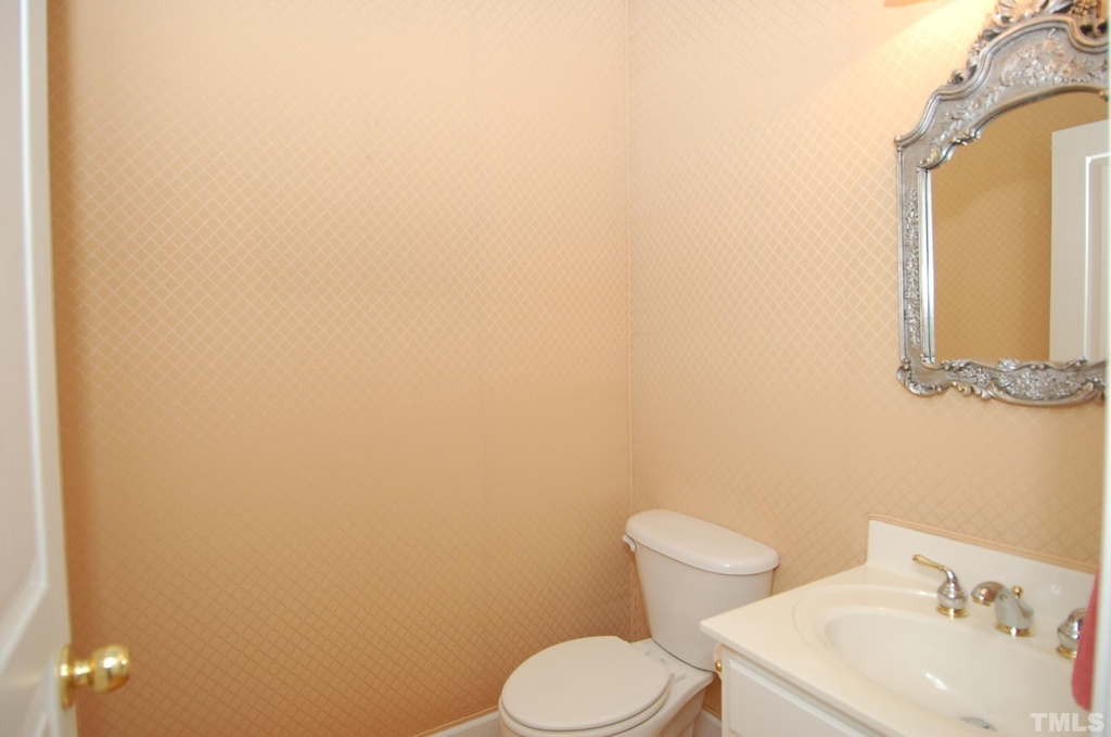 3611 Lion Ridge Court - Photo 8