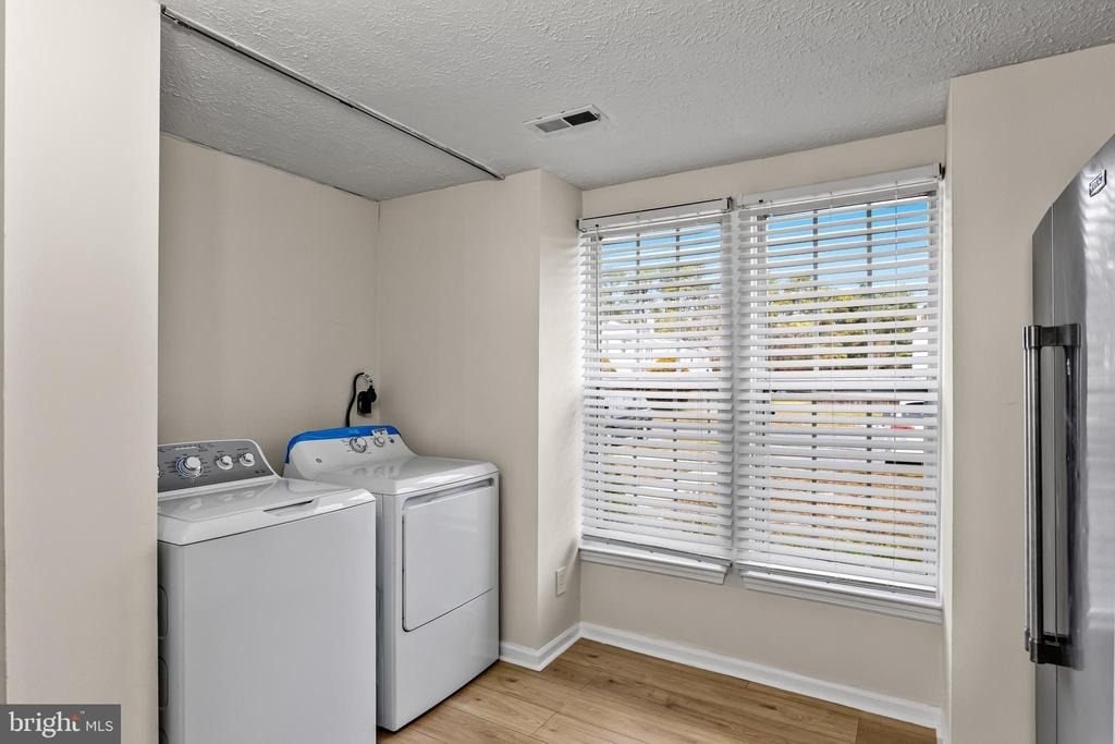 127 Villa Knoll Court - Photo 5
