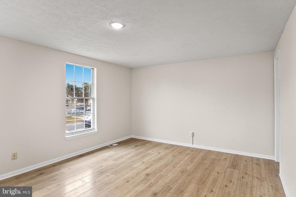 127 Villa Knoll Court - Photo 13