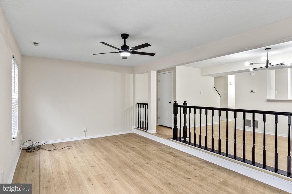 127 Villa Knoll Court - Photo 10