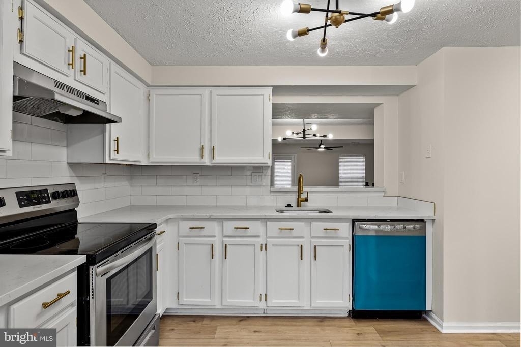 127 Villa Knoll Court - Photo 4