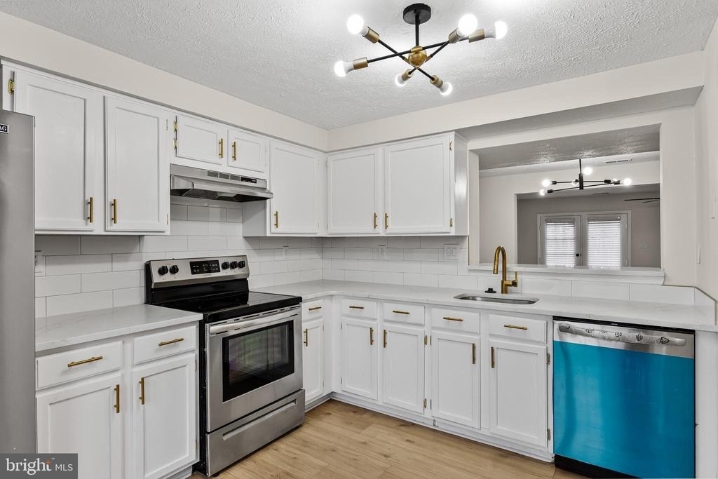 127 Villa Knoll Court - Photo 3
