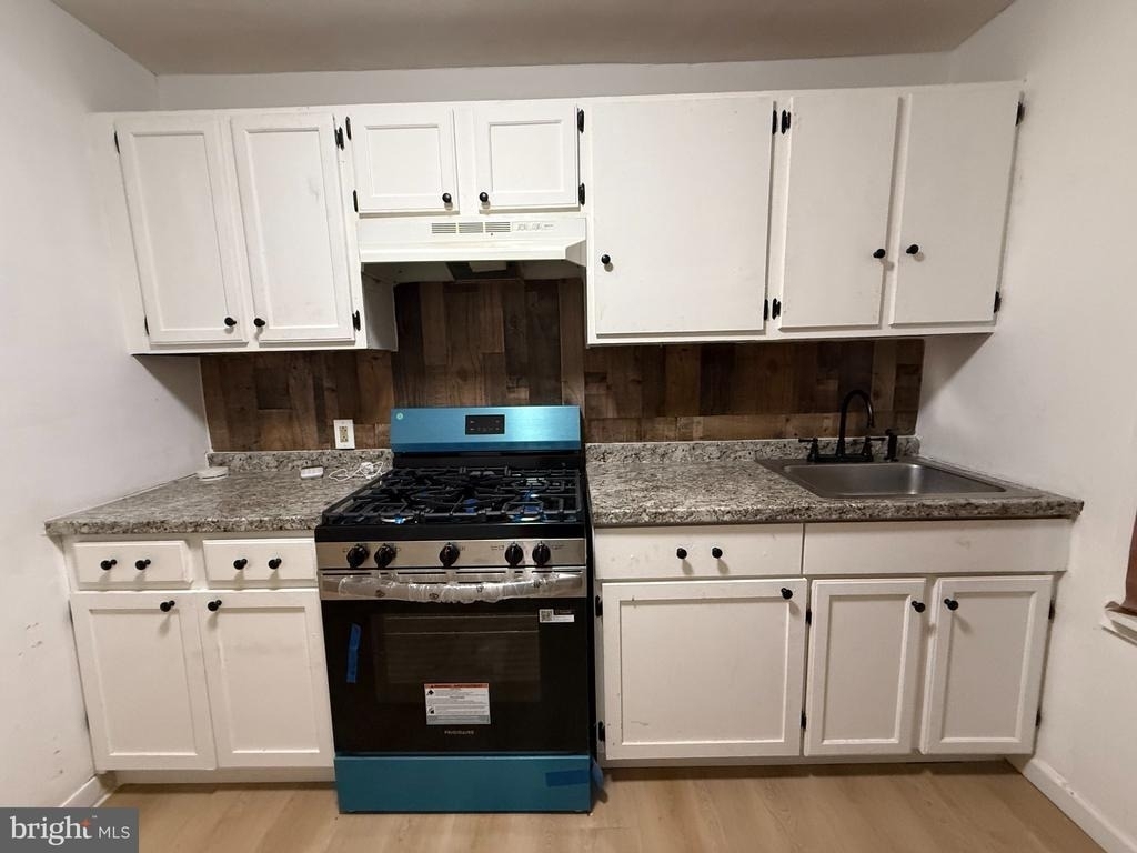 34 Oakland Street - Photo 4
