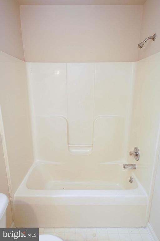 935 Queen Avenue - Photo 26