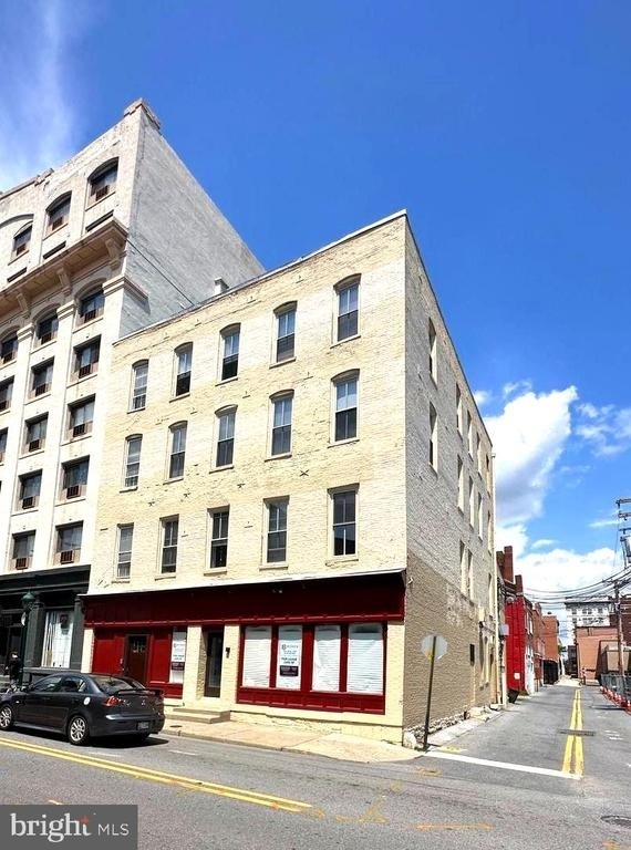 64 W Antietam Street - Photo 1