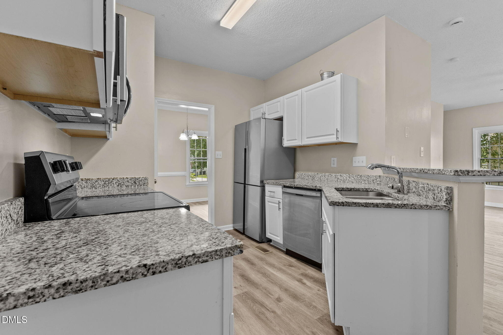 8318 Umstead Drive - Photo 21