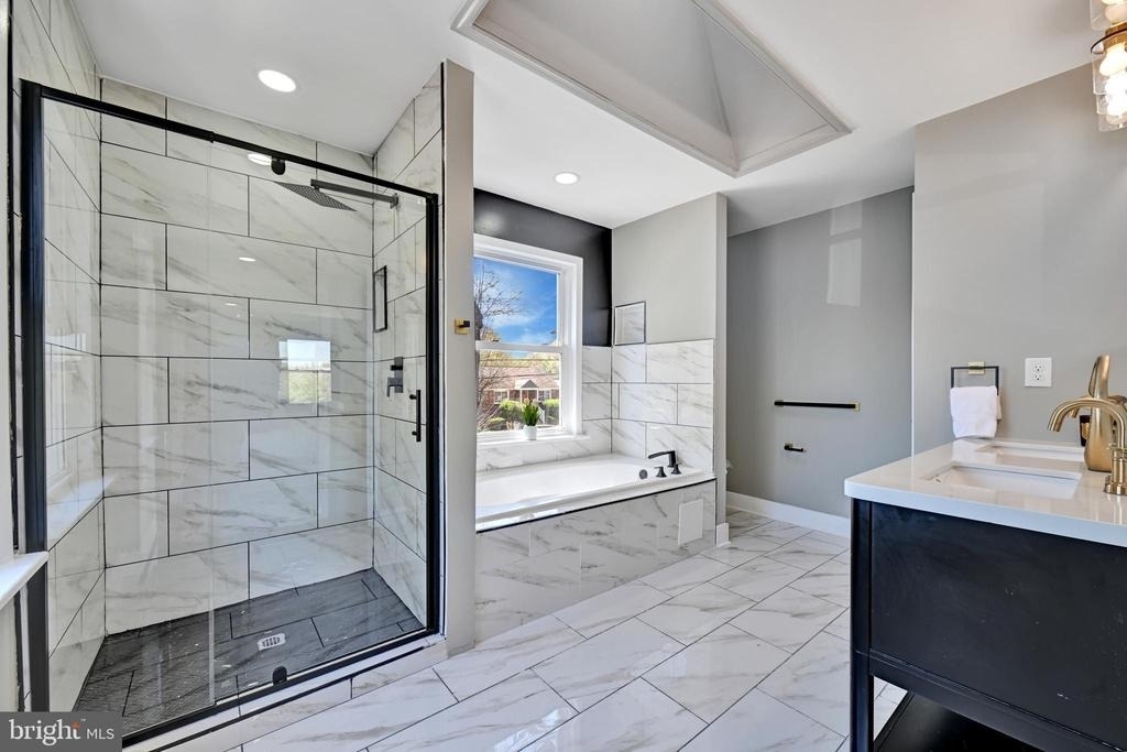 5008 Tuckerman Street - Photo 7