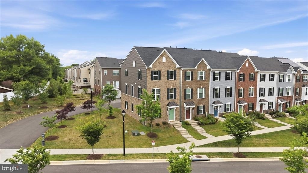 1550 Adamson Way - Photo 41