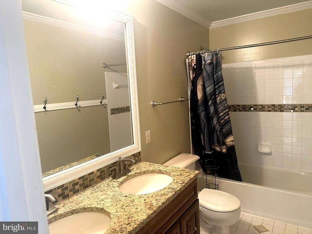 1401 Windjammer Court - Photo 9