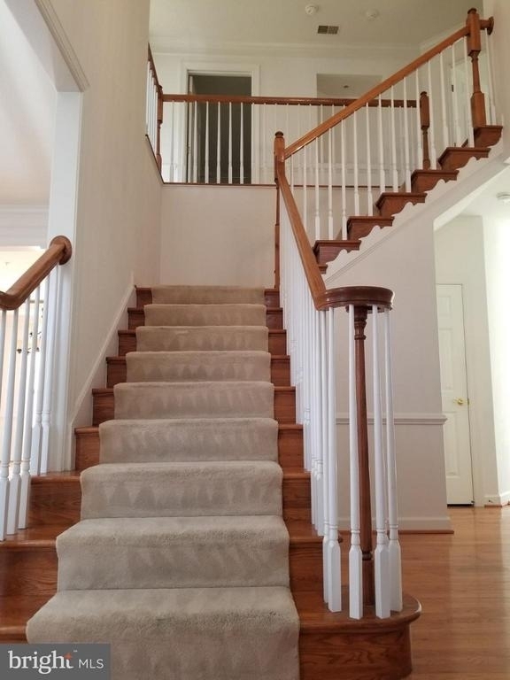 4415 Medallion Drive - Photo 2