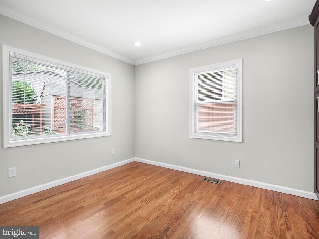 14204 Woodcrest Drive - Photo 33