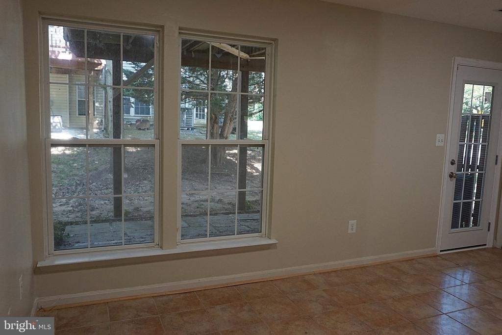 20601 Duck Pond Place - Photo 5