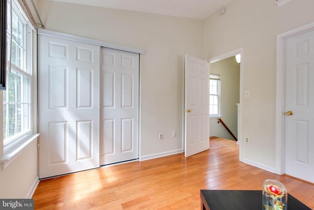 13547 Ambassador Drive - Photo 18