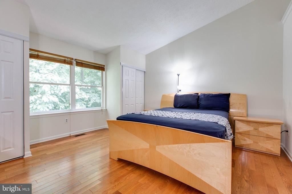 13547 Ambassador Drive - Photo 21