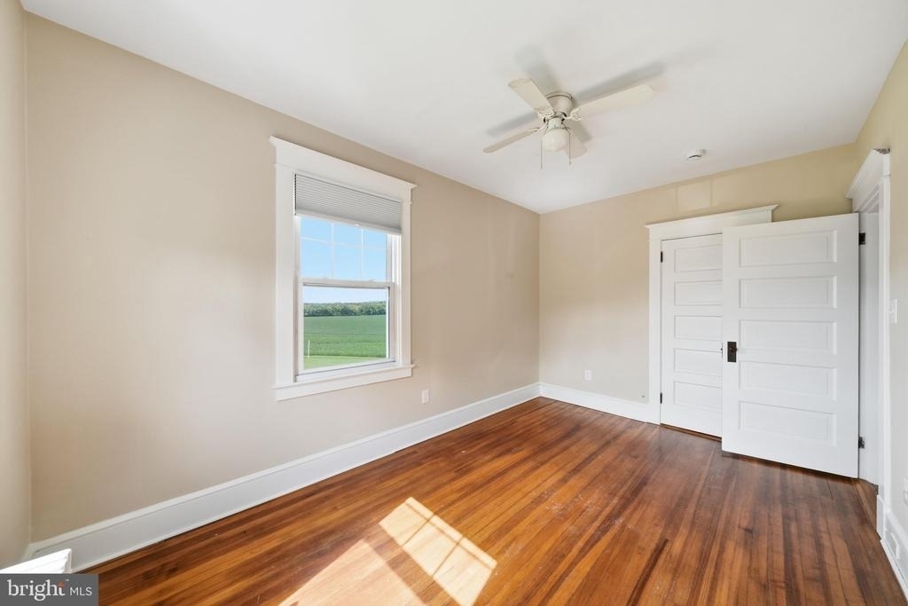 22422 Whites Ferry Road - Photo 44