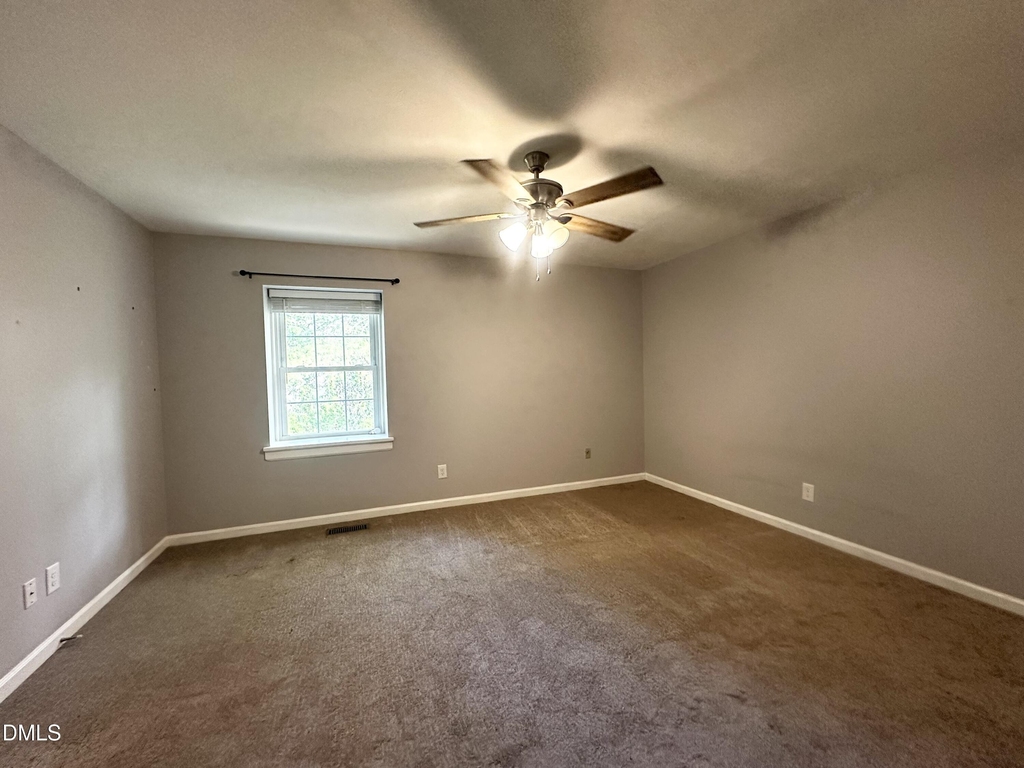 4808 Blue Bird Court - Photo 9