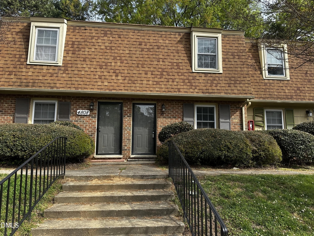 4808 Blue Bird Court - Photo 7