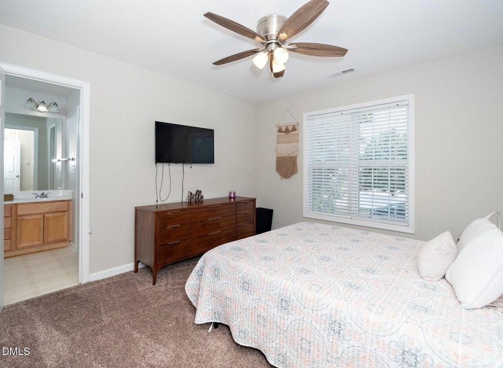 7850 Braefield Drive - Photo 13
