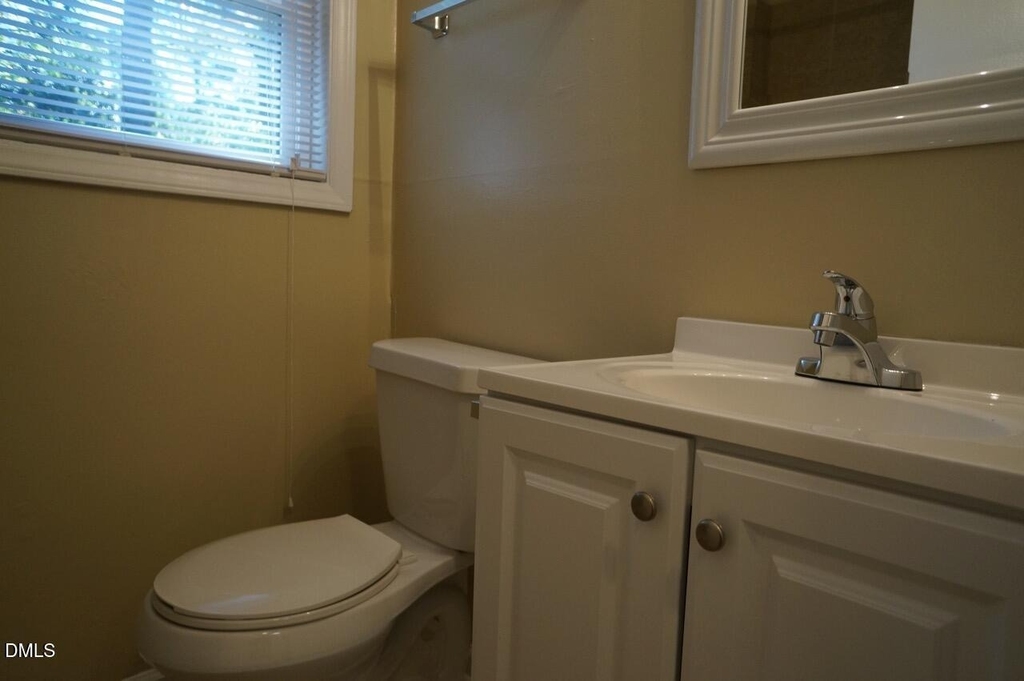 112 E Mciver Street - Photo 12