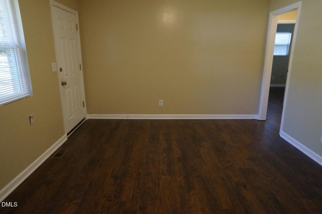 112 E Mciver Street - Photo 3