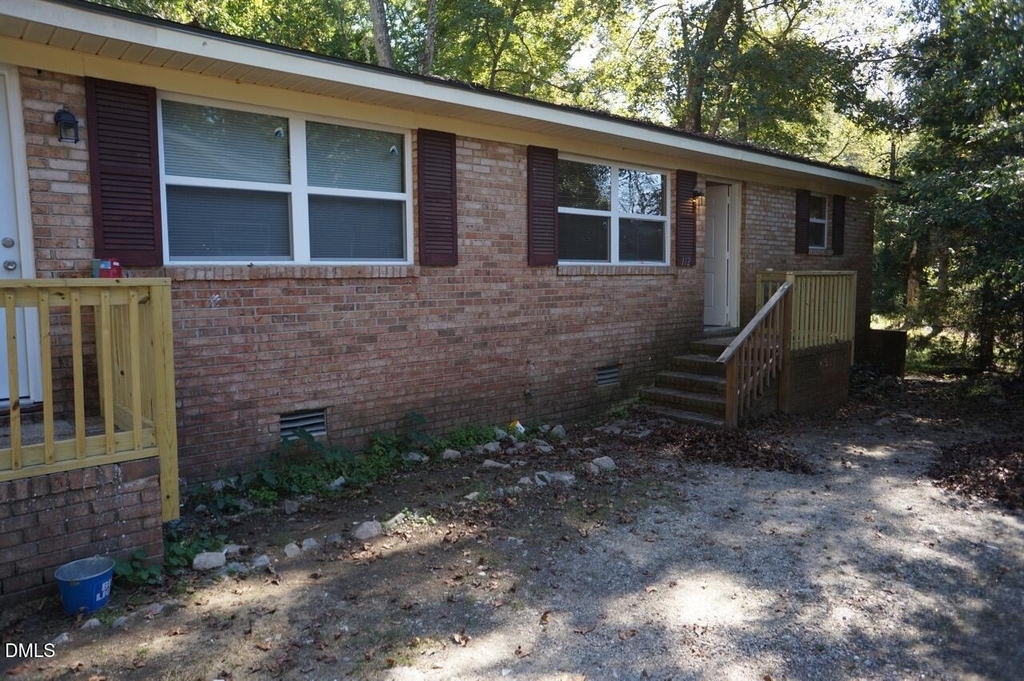 112 E Mciver Street - Photo 1