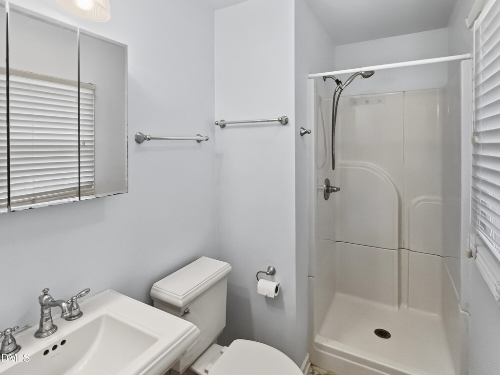 6909 Justice Drive - Photo 11